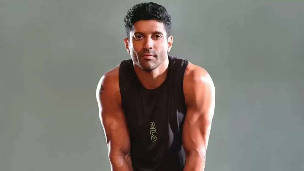 Farhan Akhtar अंग्रेजी में गाएंगे अपना गाना, अपनी कर्कश आवाज पर जानिए क्‍या बोले फरहान