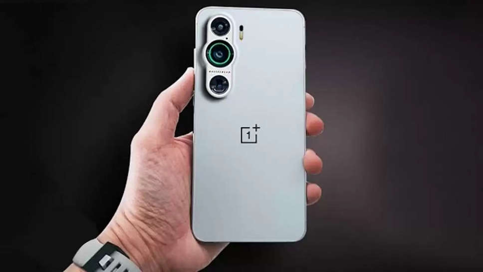 लॉन्चिंग से पहले लीक हुए OnePlus 13 5G के स्पेक्स, यहां जानें पूरी डिटेल