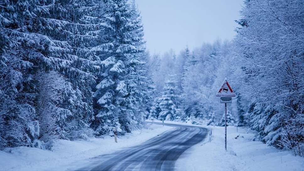 IMD Weather Alert: मौसम अपडेट: दिल्ली में आज न्यूनतम पारा 8 डिग्री, पहाड़ों पर बर्फबारी और मैदानी इलाकों में बारिश की संभावना? IMD Weather Forecast cold wave next five day not runing