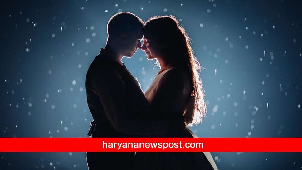 Love Couple Shayari : बस दिल तुमसे दो पल बातें करना चाहता है, यह दिल तुझ से दिल की बात कहना चाहता है