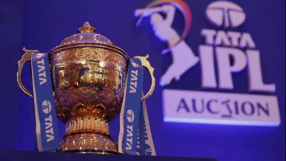 IPL 2023 Mini-Auction: आईपीएल की नीलामी में जानिए किसने रचा इतिहास और किन दिग्गजों को नहीं मिला खरीदरार 