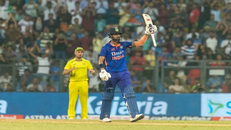 IND vs AUS: पहले वनडे में भारत ने ऑस्ट्रेलिया को 5 विकेट से दी मात, केएल राहुल ने खेली शानदार पारी