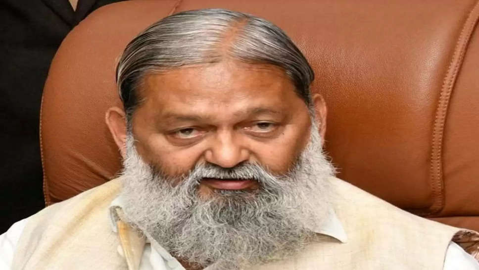 Anil Vij on hijab ban: हिजाब मामले पर हरियाणा के मंत्री विज बोले- पुरुष अपने मन को करें मजबूत, महिलाओं को क्यों दें सजा